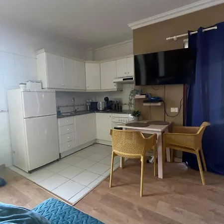 Апартаменти Playa Paraiso Seaview *